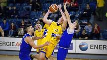 Jindřichohradečtí basketbalisté porazili v 12. kole I. ligy na domácí palubovce Litoměřice 98:65.