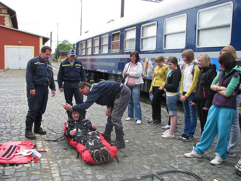  Preventivní dny železnice na jindřichohradeckém vlakovém nádraží.