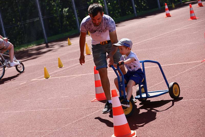 Jindřichohradecký pedál aneb Přes kopec na Hradec přilákal v sobotu 21. května celkem 556 účastníků.