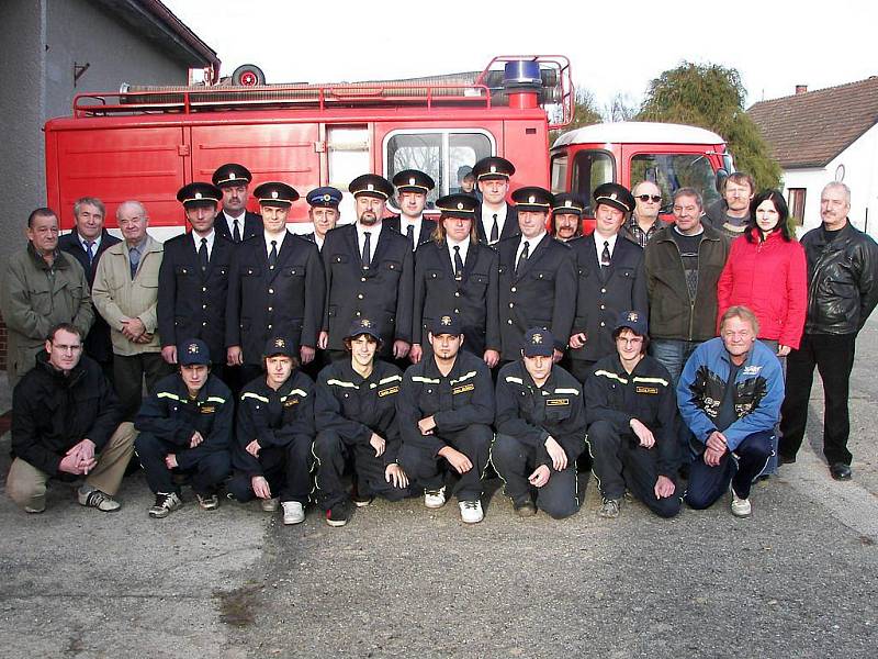 Dobrovolní hasiči v Lásenici.