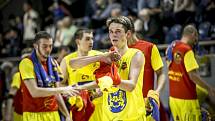 Jindřichohradečtí basketbalisté si v dohrávce 2. kola bez potíží poradili s béčkem USK Praha.