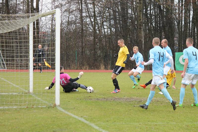 Jindřichohradečtí fotbalisté v 17. divizním kole hráli s Přešticemi 1:1 a podlehli až po penaltovém rozstřelu.