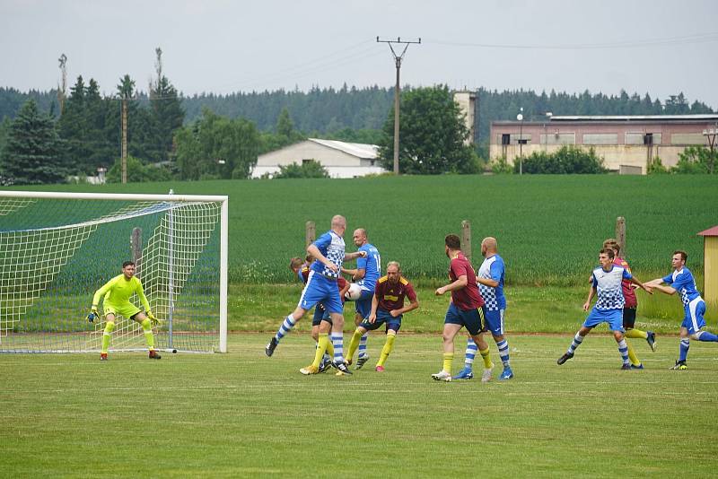 Fotbalisté Nové Bystřice porazili na domácí půdě Studenou 2:1 a zajistili si postup do semifinále Letního okresního poháru.