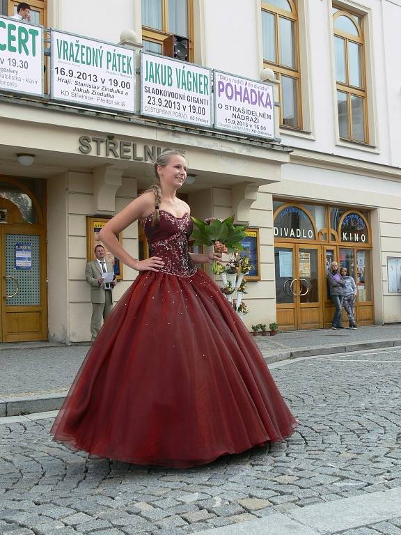 Květinové odpoledne v Jindřichově Hradci spojené s módní přehlídkou.