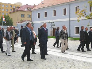 Slavnostní otevření zrekonstruovaných kasáren v Třeboni, kde bude sídlit městský úřad.