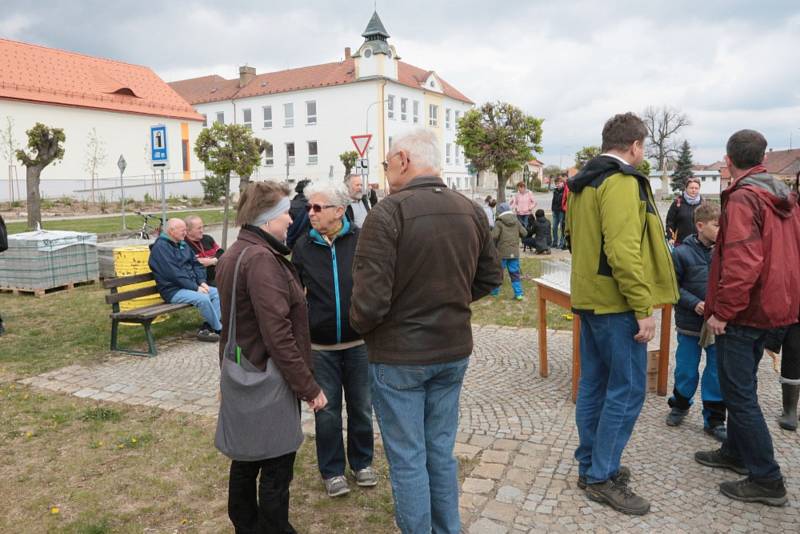 V Deštné se zapojili do 5. Dne proti úložišti.