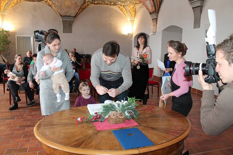 V pátek 1. února se v jindřichohradeckém Muzeu fotografie a moderních obrazových médií konalo vítání občánků.