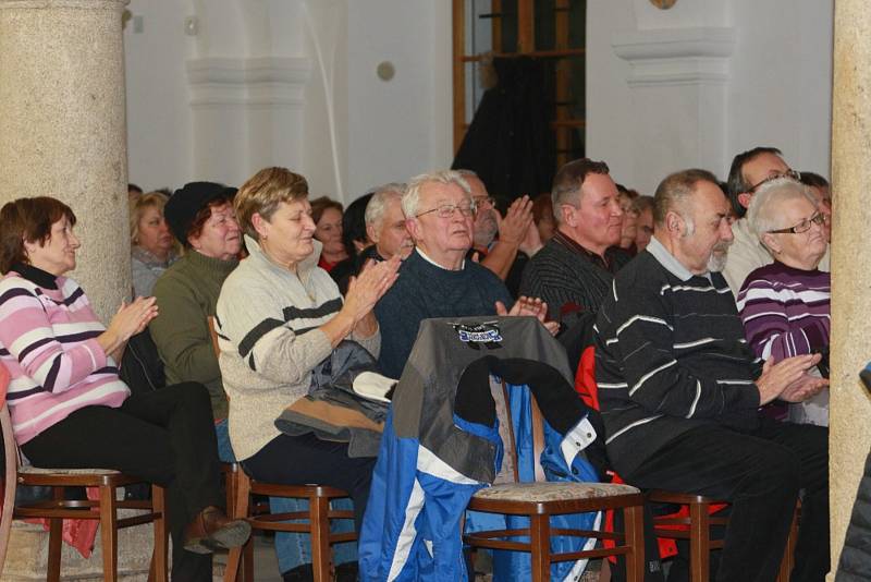 Adventní koncert JH Swing Bandu v Jindřichově Hradci.