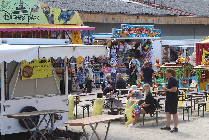 Poutová atrakce Porcinkule v Jindřichově Hradci proběhla na Tyršově stadionu.