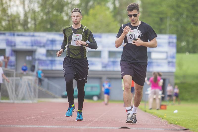 Nejrychlejší ze závodníků přihlášených do 22. Jindřichohradecké hodinovky zvládl za šedesát minut uběhnout 16,6 kilometrů.