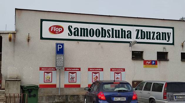 Některé menší obchody na jihu Čech nyní zaznamenávají vyšší tržby.