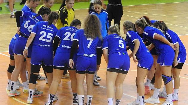 Jindřichohradecké házenkářky zvítězily v Bohunicích 28:25.