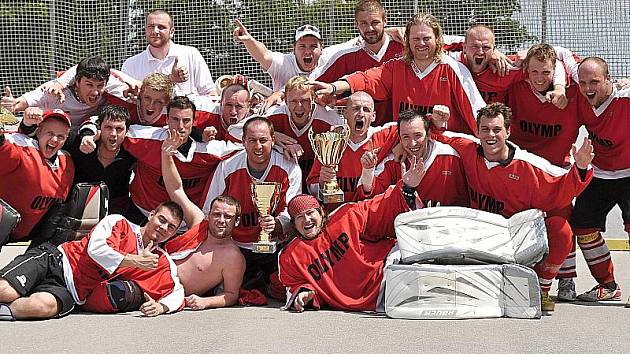 Hokejbalisté Olympu Jindřichův Hradec.