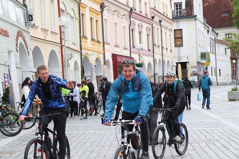 Desítky cyklistů vyrazily na populární Třeboňskou šlapku, k dispozici měli několik tras.