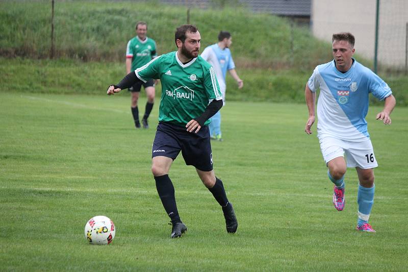 Společný tým Číměře a bystřického béčka prohrával ve 2. kole OP doma s Popelínem 0:2, ale nepříznivý vývoj otočil a nakonec se radoval z vítězství 3:2.