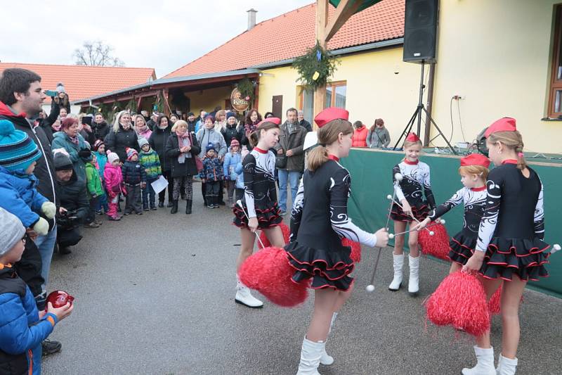 Vánoční jarmark v Pluhově Žďáru. Foto: Josef Böhm