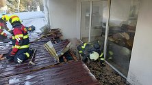 Požár domu v Tušti na Suchdolsku.
