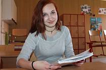 Simona Flídrová ze 3. ročníku střední zdravotnické školy v Jindřichově Hradci vyhrála psychologickou olympiádu zdravotnických škol z celé republiky.