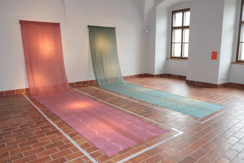 Společná výstava Hany Sommerové a Elišky Hanušové je průřezem prací z posledního roku.