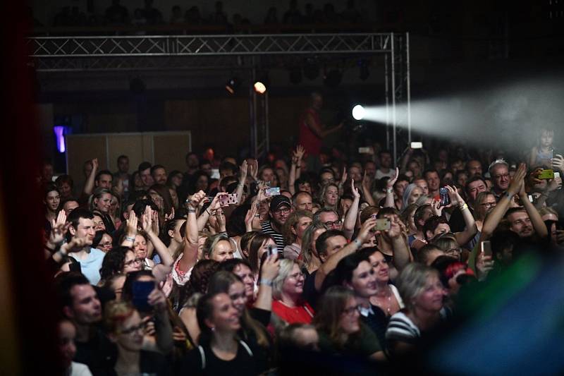 Oblíbený festival nabídne letos více než 70 filmů i hudební hvězdy.