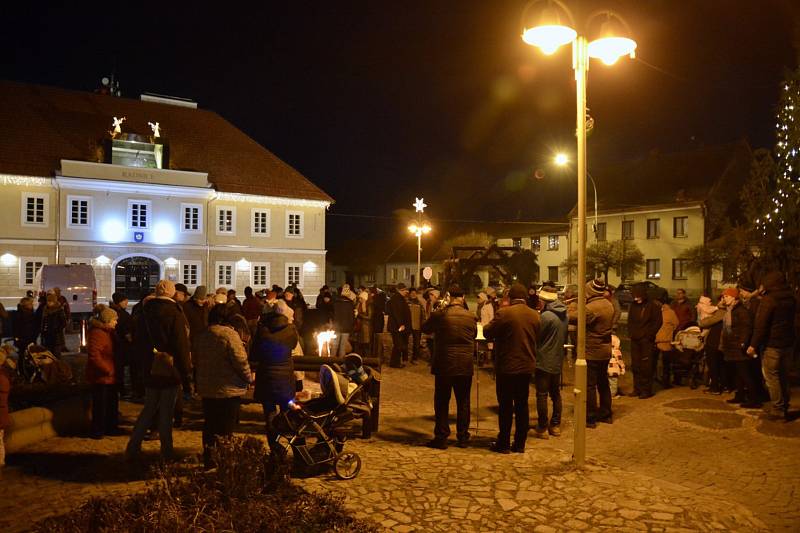 Česko zpívá koledy 2019 v Kardašově Řečici.