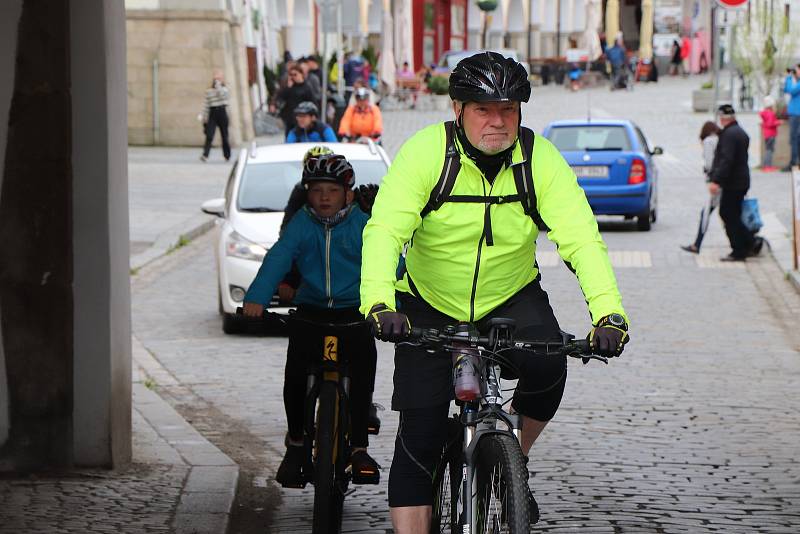 Desítky cyklistů vyrazily na populární Třeboňskou šlapku, k dispozici měli několik tras.