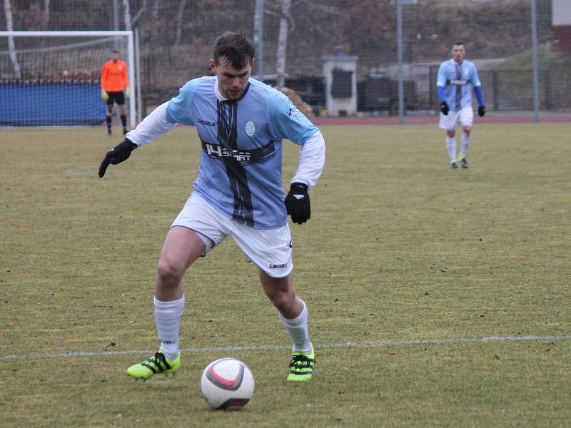 Jindřichohradečtí fotbalisté v úvodním jarním kole krajského přeboru porazili Olešník 5:1.