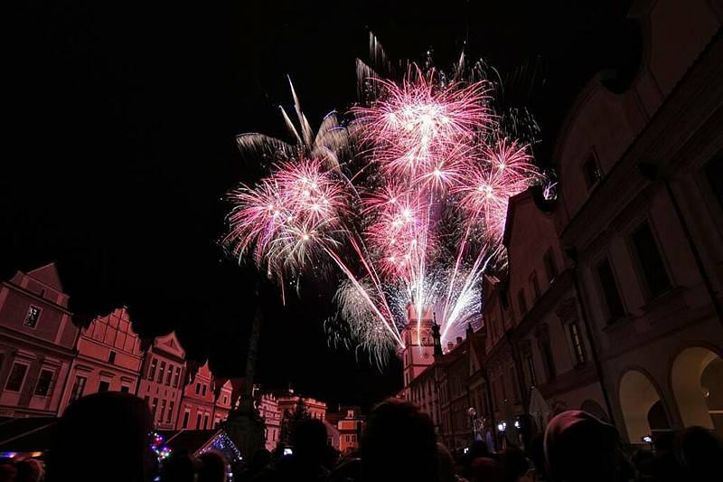 Na novoročních ohňostrojích města na Jindřichohradecku šetřit nebudou.