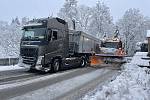 Kamiony zablokovaly provoz z Kunžaku na Dačice.