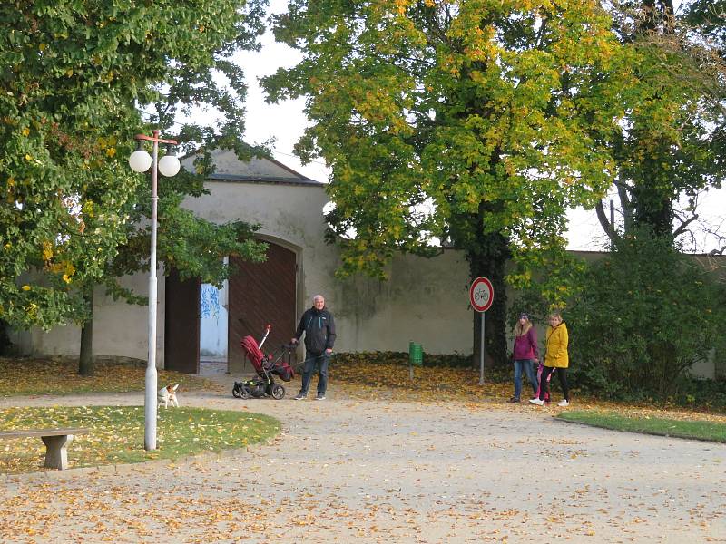 Podzimní scenérie kolem Dačic a Slavonic na Jindřichohradecku.