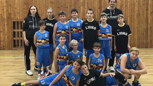 Basketbalisté BK Lions Jindřichův Hradec kategorie do 12 let.