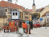 Práce na rekonstrukci mostu přes Dyji v Dačicích míří do finále.