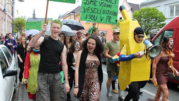 Studentský majáles v Jindřichově Hradci. 