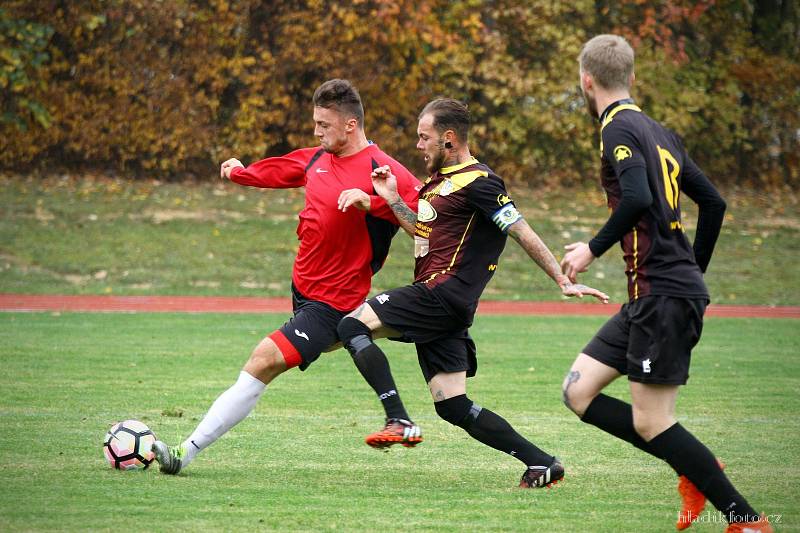 Fotbalisté Nové Včelnice porazili v derby I.A třídy Dačice jasně 5:1.