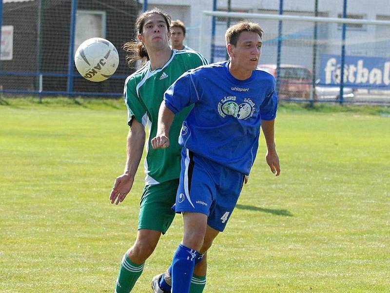 Momentka z divizního zápasu Třeboň - Tachov (3:1).