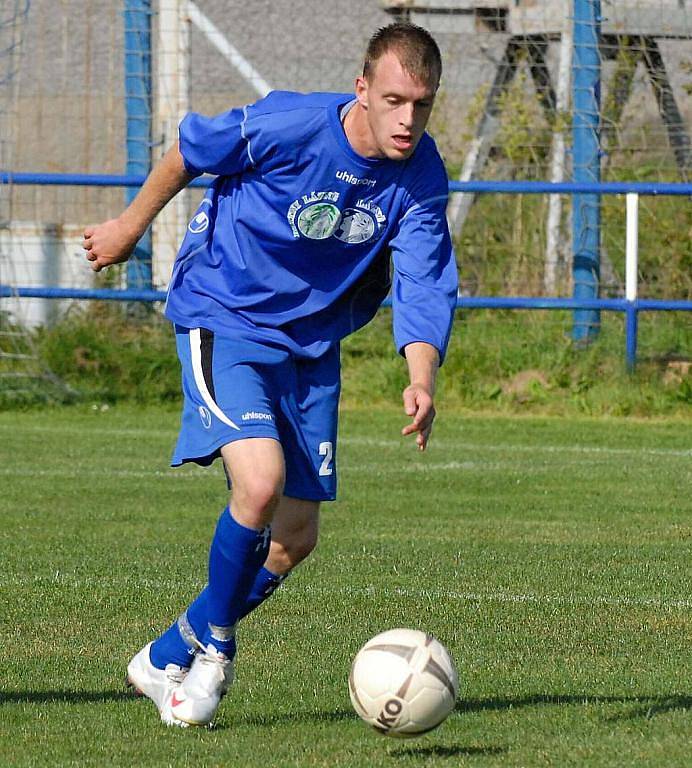 Momentka z divizního zápasu Třeboň - Tachov (3:1).