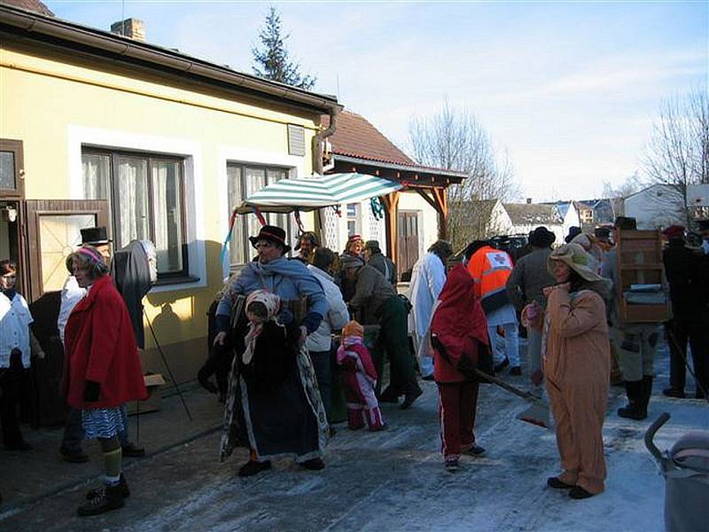 Masopustní průvod v Břilicích.