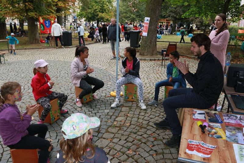 Jindřichův Hradec se loučil s prázdninami. park byl plný pohádkových a filmových bytostí, soutěží a hudby.