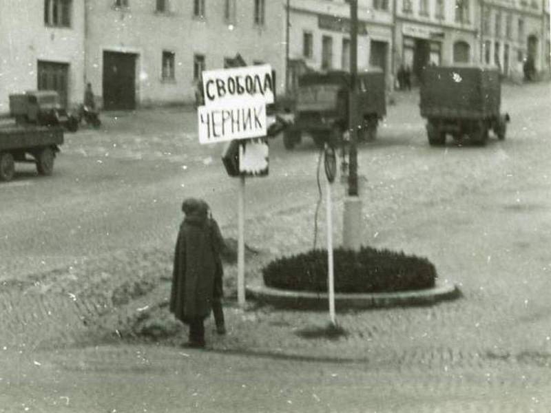 Příjezd okupačních vojsk v srpnu 1968 do Dačic.