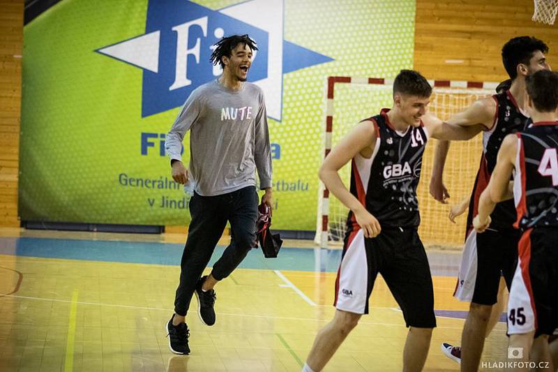 Hráči Fio Basketu sice ve druhém finálovém souboji play off I. ligy doma porazili GBA EU Praha 80:76, ale z titulu se radoval hostující tým.