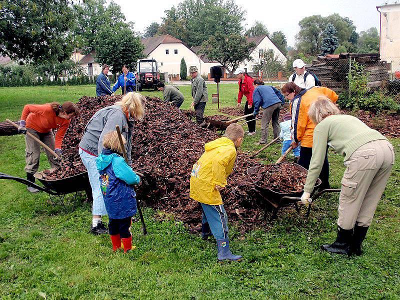 Sdružení Srdce Jarošova pracuje pro zvelebení obce.