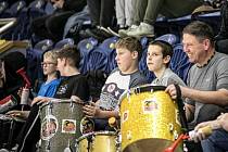 Hradečtí basketbalisté se poprvé v této sezoně představili svému publiku, které potěšili výhrou 105:66.