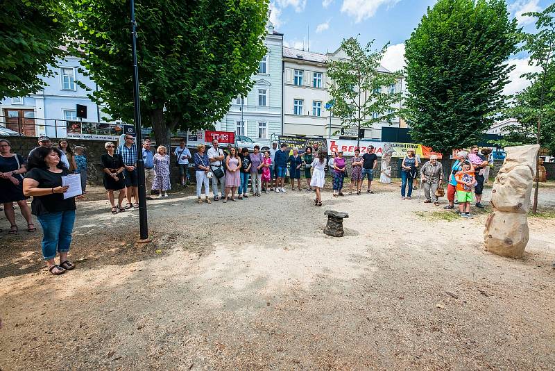 Letošní ročník nejen řežbářského symposia Dačická řežba.