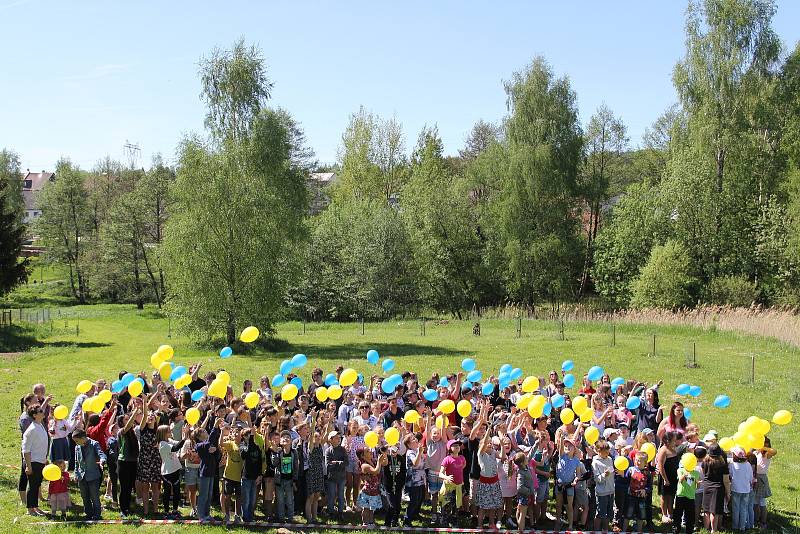 V Základní škole Sira Nicholase Wintona Kunžak si 19. května připomněli jeho 113. narozeniny.