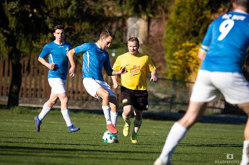 Lídr přeboru AC Buk neponechal v 16. kole nic náhodě a doma porazil béčko Nové Včelnice 5:0.