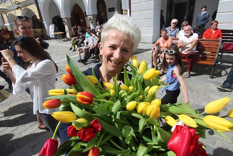 Květinová show na třeboňském náměstí