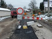 Budování kanalizace v Lodhéřově.