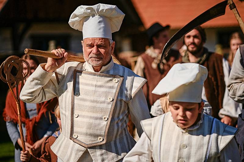 Tvůrci pohádky Tajemství staré bambitky 2 hlásí hotovo. Poslední klapka padla minulý týden na zámku v Jindřichově Hradci.