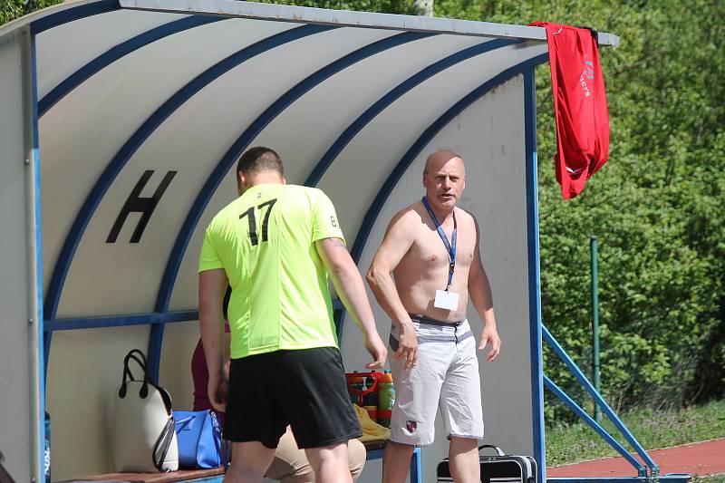 Jindřichohradečtí fotbalisté si v 22. kole KP poradili s Osekem, který porazili 3:1.