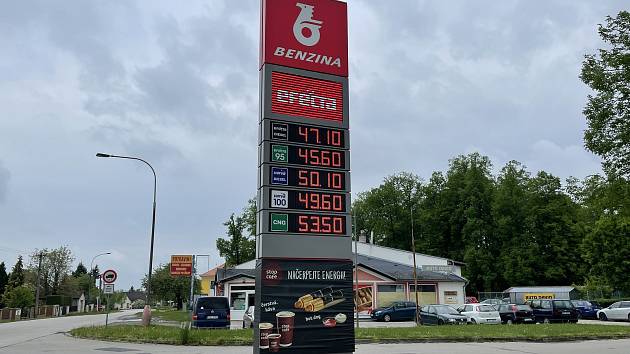 Ceny na čerpací stanici na Kopečku v Třeboni.